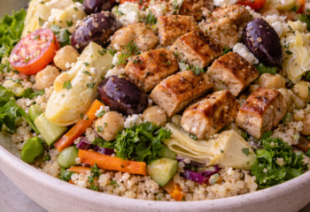 Mediterranean Grain Bowl w/ Chicken