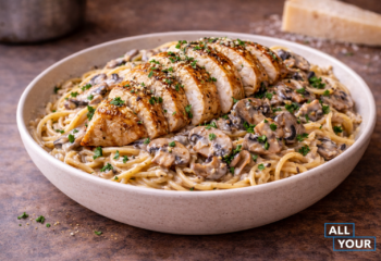 Creamy Mushroom Pasta w/ Chicken Creamy Mushroom Pasta w/ Chicken