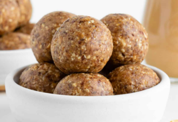 Peanut Butter Energy Bites